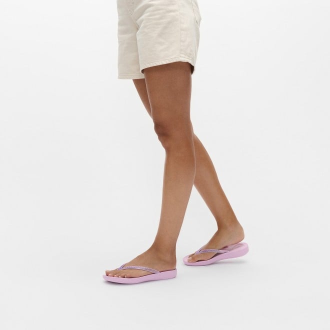 Buy IQUSHION OMBRE SPARKLE FLIP-FLOPS Online | Fitflop